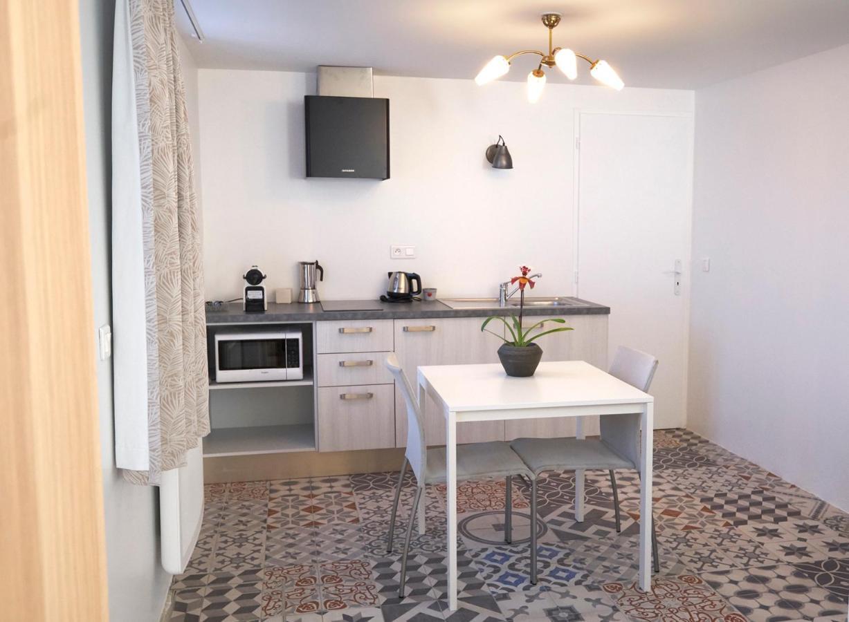 Bed and Breakfast Chemin des Ormeaux Ennezat Exterior foto